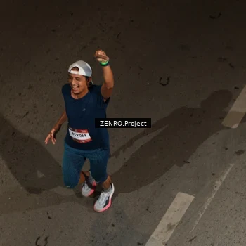 Runner Photo 7656876