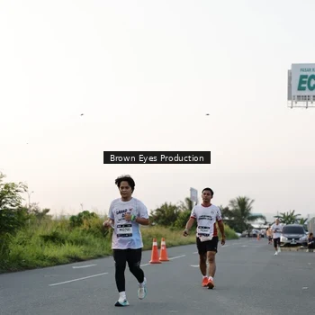 Runner Photo 7656877