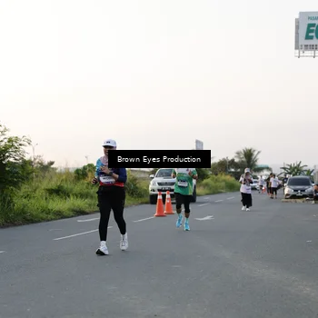 Runner Photo 7656922