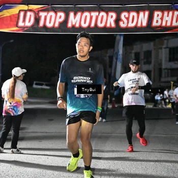 Runner Photo 7656935