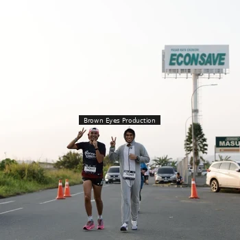Runner Photo 7656958