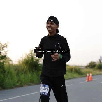 Runner Photo 7656967
