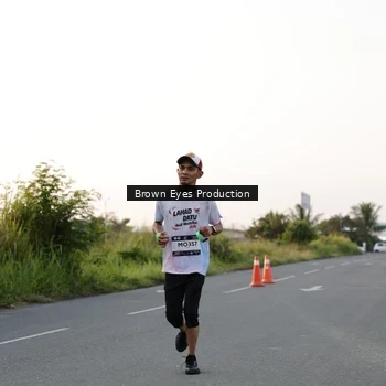 Runner Photo 7656974