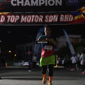 Runner Photo 7656980