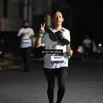 Runner Photo 7657039