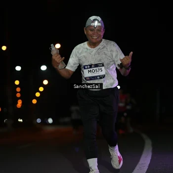 Runner Photo 7657041