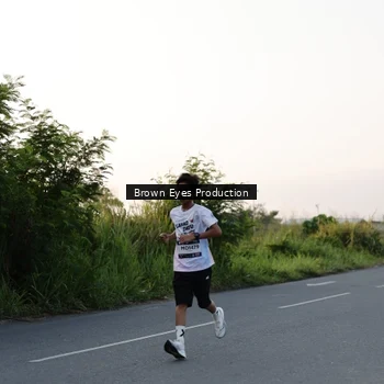 Runner Photo 7657058