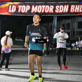 Runner Photo 7657066
