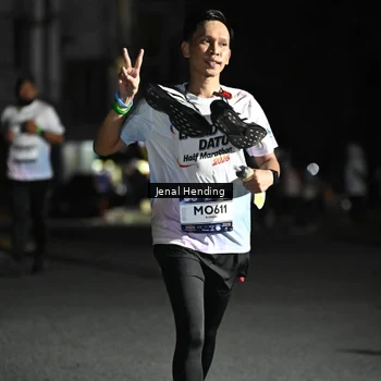 Runner Photo 7657067