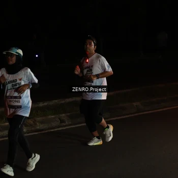 Runner Photo 7657078