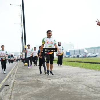 Runner Photo 7657079