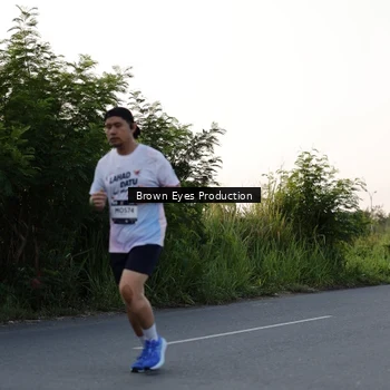 Runner Photo 7657080