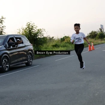 Runner Photo 7657091