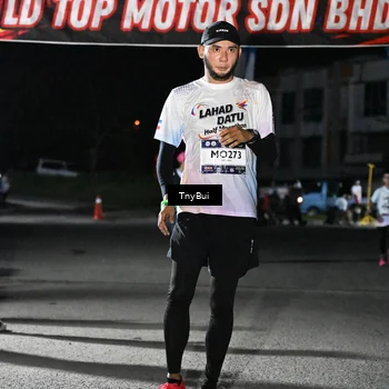 Runner Photo 7657095