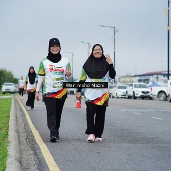 Runner Photo 7657113
