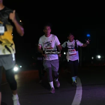 Runner Photo 7657139