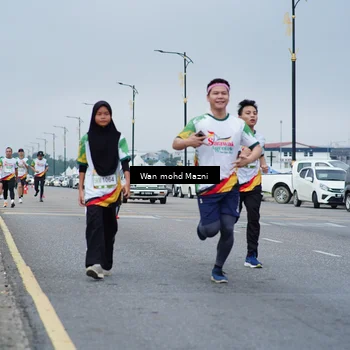 Runner Photo 7657146
