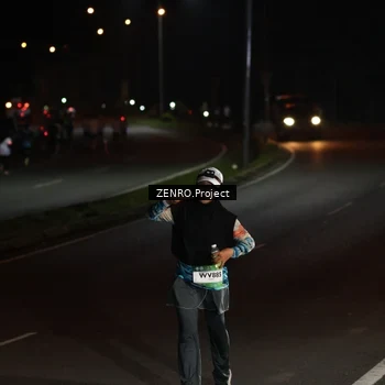 Runner Photo 7657149