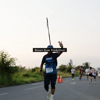 Runner Photo 7657153