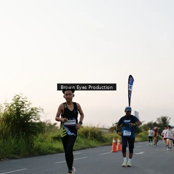 Runner Photo 7657156