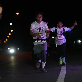 Runner Photo 7657160