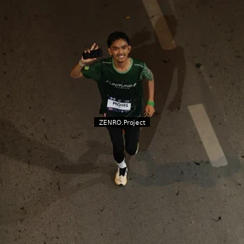 Runner Photo 7657186