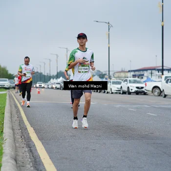 Runner Photo 7657187