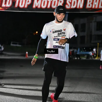 Runner Photo 7657205