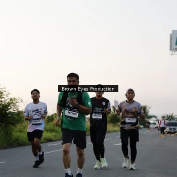 Runner Photo 7657226