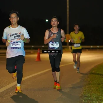 Runner Photo 7657288