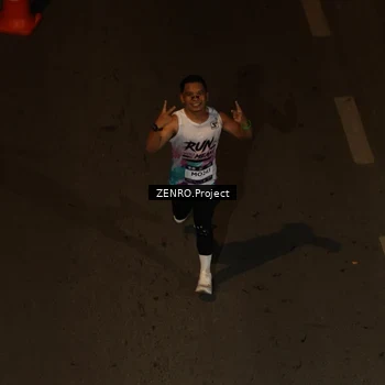 Runner Photo 7657304