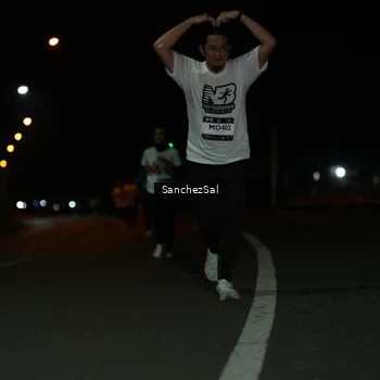Runner Photo 7657325