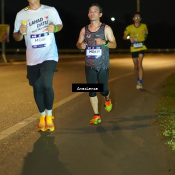 Runner Photo 7657369