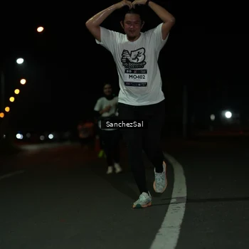 Runner Photo 7657370