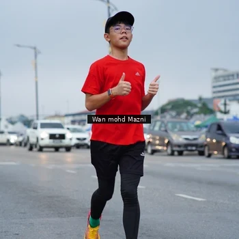 Runner Photo 7657372