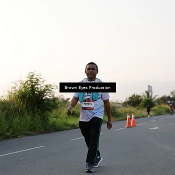 Runner Photo 7657377