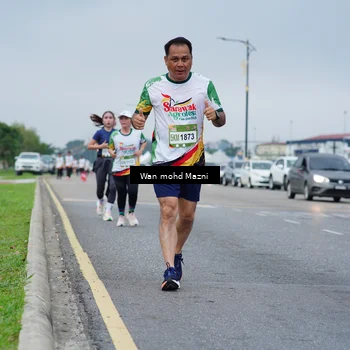 Runner Photo 7657398