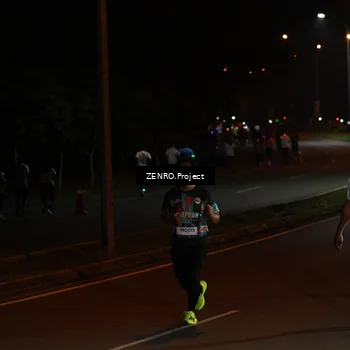 Runner Photo 7657405