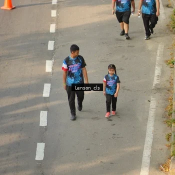 Runner Photo 7657427