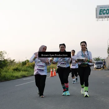 Runner Photo 7657430