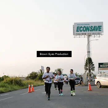 Runner Photo 7657434