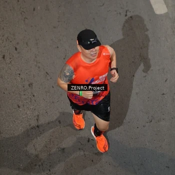 Runner Photo 7657447