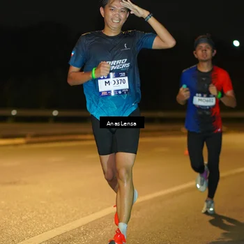 Runner Photo 7657459