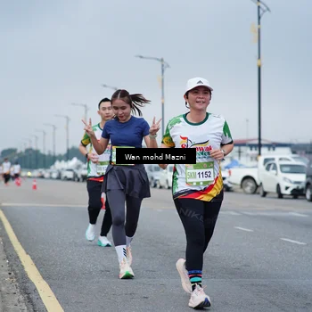 Runner Photo 7657460
