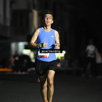 Runner Photo 7657464