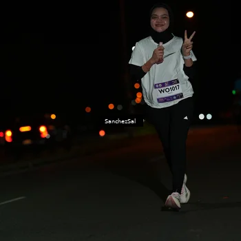 Runner Photo 7657468