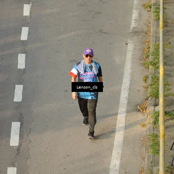 Runner Photo 7657471