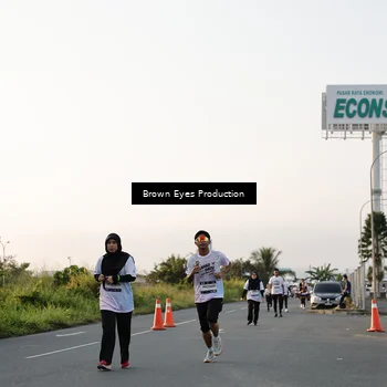 Runner Photo 7657482
