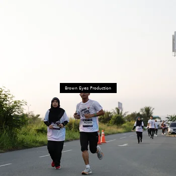 Runner Photo 7657483