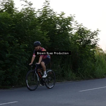Runner Photo 7657508